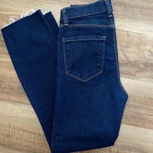 L’agence Sada high rise cropped